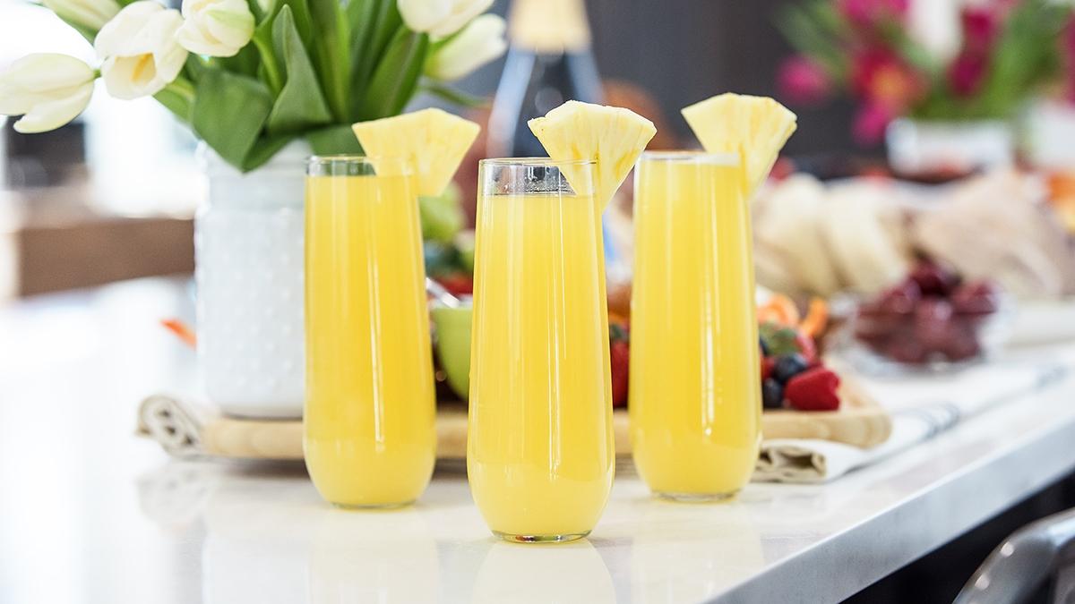 easter-meal-mimosas
