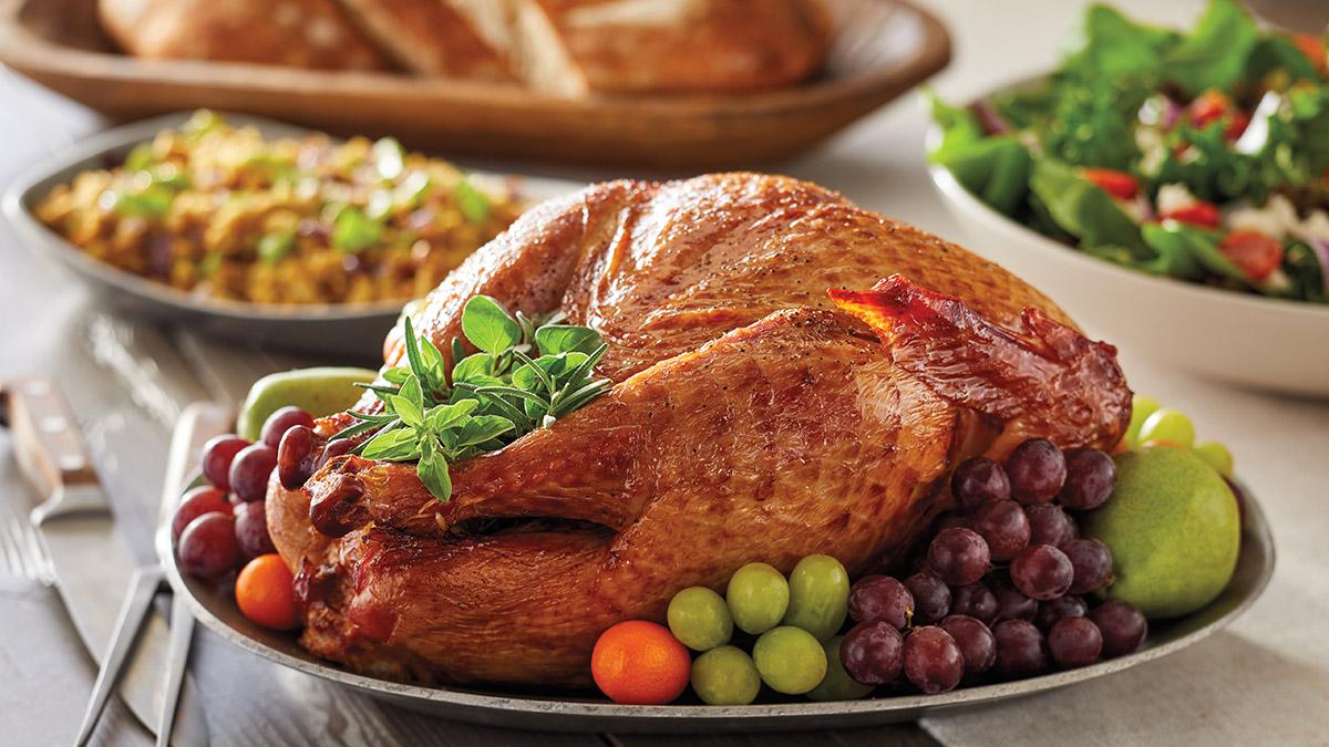 thanksgiving dinner roast turkey