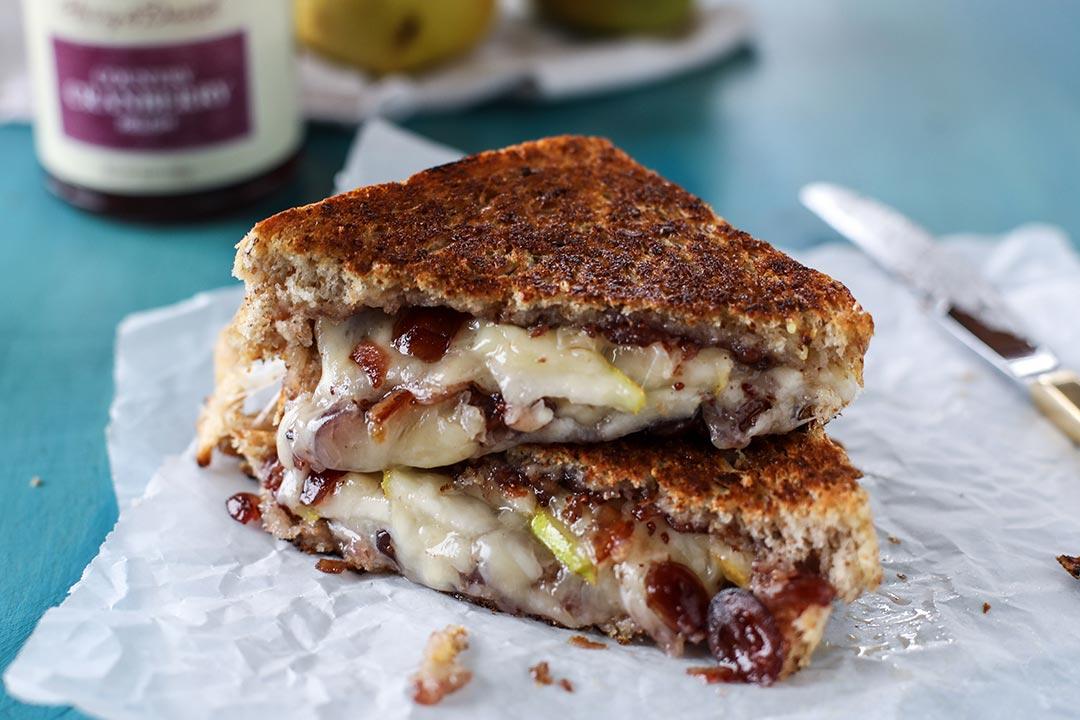 Cranberry-and-Pear-Grilled-Cheese-revised