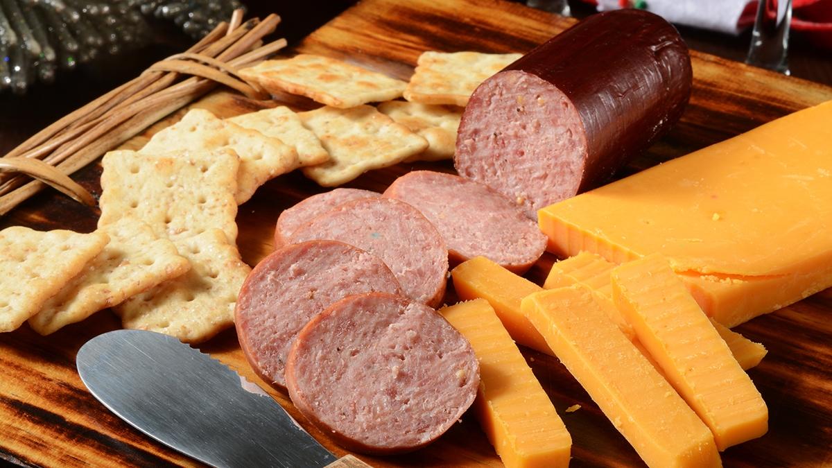 summer sausage cheese crackers