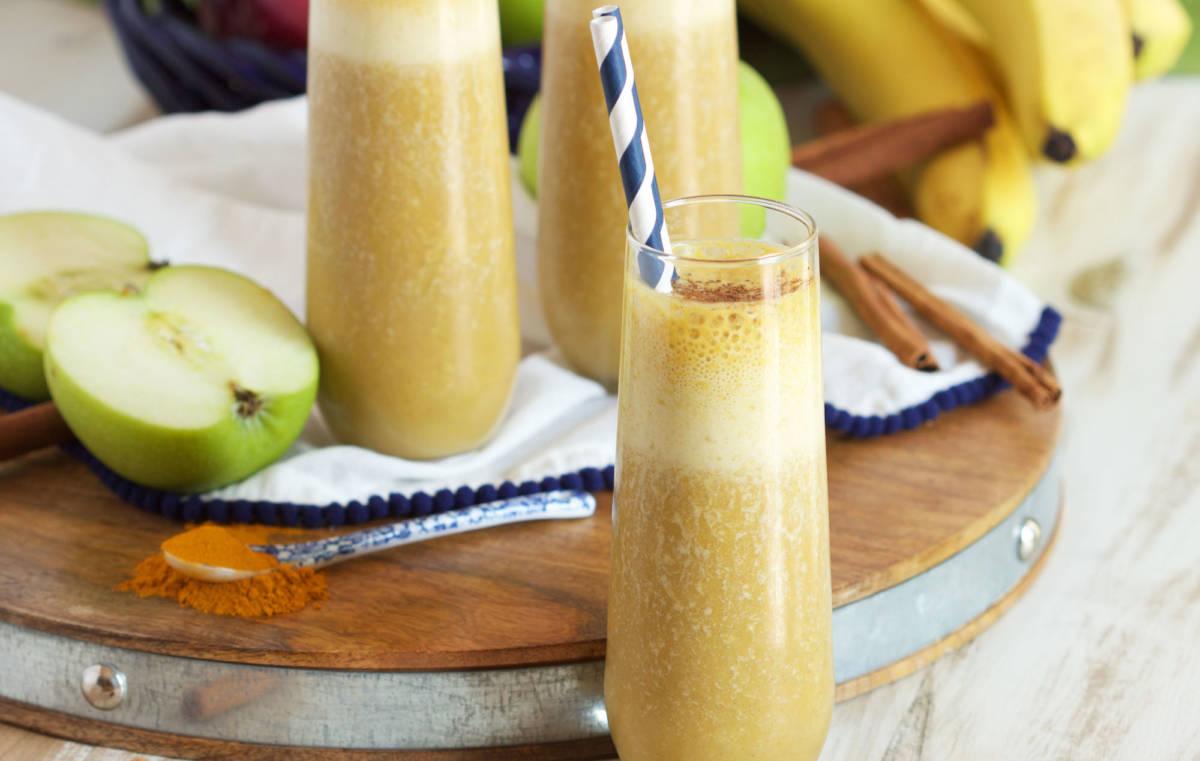 Apple Smoothie With Turmeric