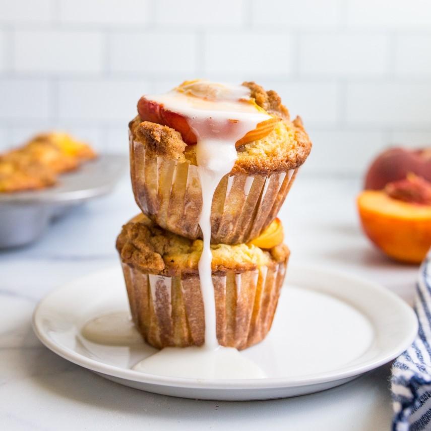 Peaches and Cream Muffins with Streusel Crumble