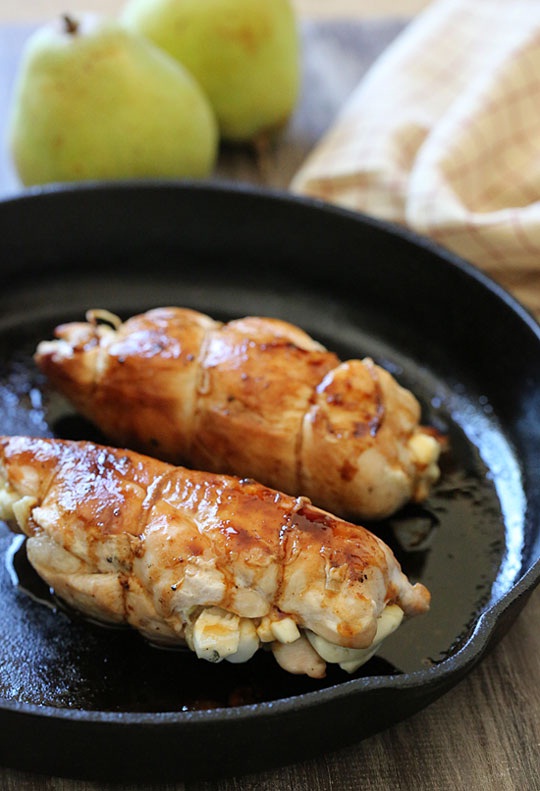 Stuffed Chicken Breast with Pears and Brie