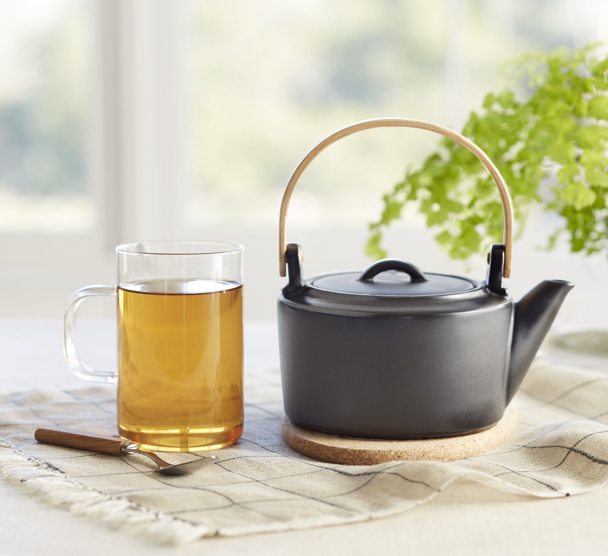 https://harryanddavid.com/blog/wp content/uploads///Tea kettle Tea