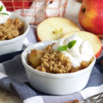 https://www.harryanddavid.com/blog/wp content/uploads///Easy Slow Cooker Apple Crisp Recipes x