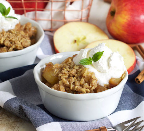 https://www.harryanddavid.com/blog/wp-content/uploads/2016/10/Easy-Slow-Cooker-Apple-Crisp-Recipes-500x454.jpg