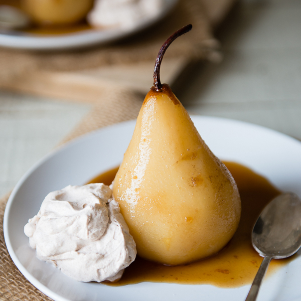 https://www.harryanddavid.com/blog/wp content/uploads///Vanilla Chai Poached Pears