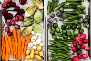 https://www.harryanddavid.com/blog/wp content/uploads///Baby Vegetable Platter Dips Process Horizontal x