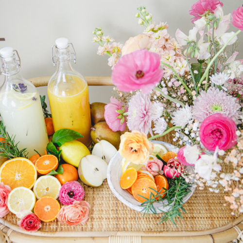 https://www.harryanddavid.com/blog/wp-content/uploads/2021/04/mothers-day-mimosa-bar-500x500.jpg