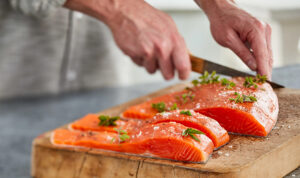 https://www.harryanddavid.com/blog/wp content/uploads/// Salmon Preparing x