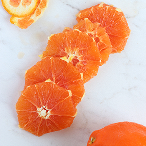 How to cut an orange into slices