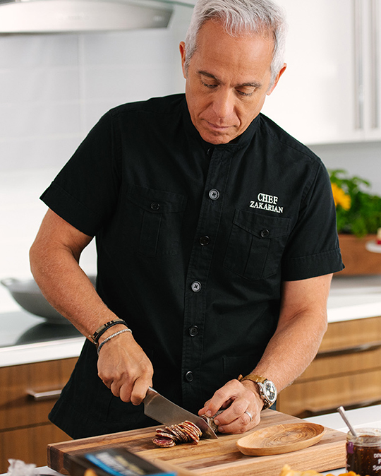 https://www.harryanddavid.com/blog/wp content/uploads///geoffrey zakarian chopping salami