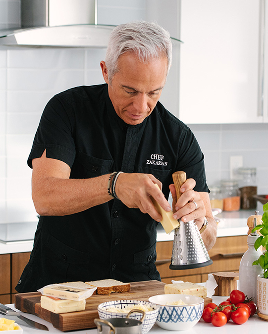 https://www.harryanddavid.com/blog/wp content/uploads///geoffrey zakarian shredding cheese