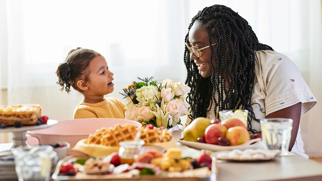 https://www.harryanddavid.com/blog/wp content/uploads///food puns daughter and mom x