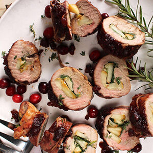 https://www.harryanddavid.com/blog/wp content/uploads///pear recipes pork tenderloin x