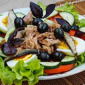 Mesclun nioise salad on a plate