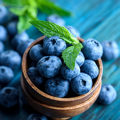 https://www.harryanddavid.com/blog/wp content/uploads///benefits of fruit blueberries