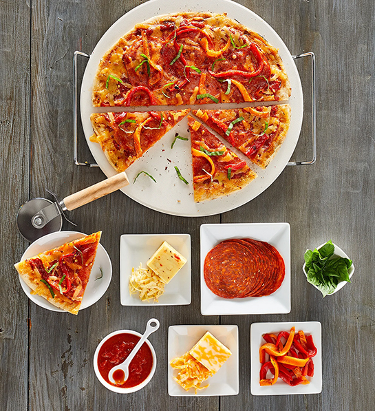 Gifts for the home cook with a pizza stone kit